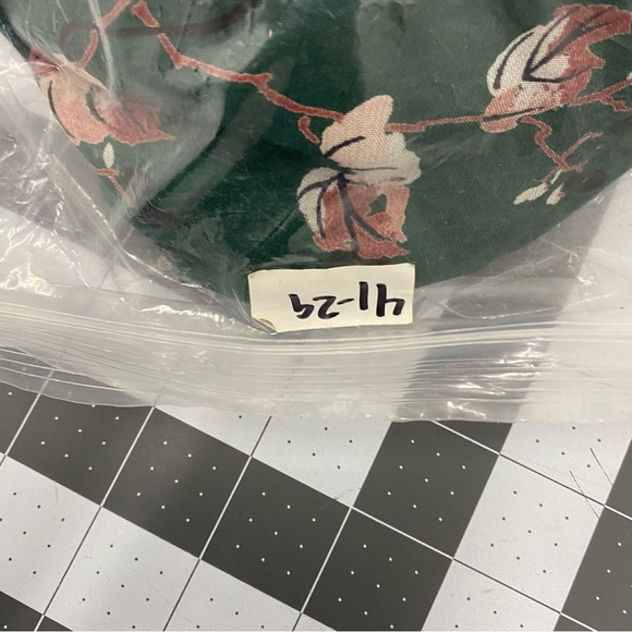 Ganni Marietta Georgette Floral Genuine Wrap Long Sleeve Dress size 40 - Picture 10 of 10